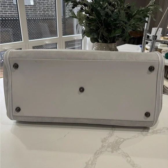 Gray - Picture 4 of 13